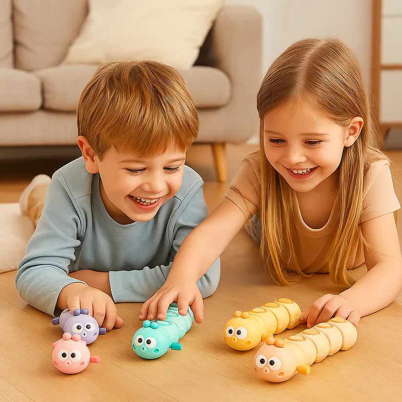 Brinquedo de lagarta de corda para crianças – ajuda na posição de barriga para baixo e nos primeiros movimentos de gatinhar